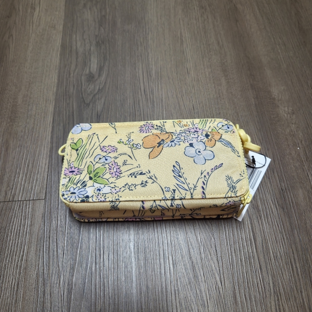 Vera Bradley ReActive RFID Compact Crossbody~Sunlit Garden - Picture 2 of 7